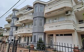 Il Freddo Apartments